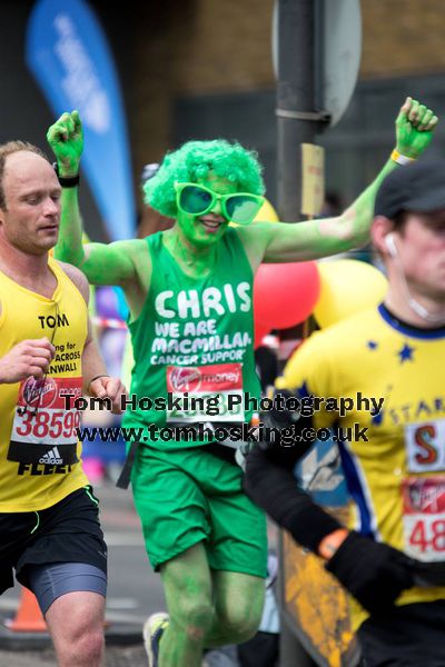 2016 London Marathon - Macmillan 3