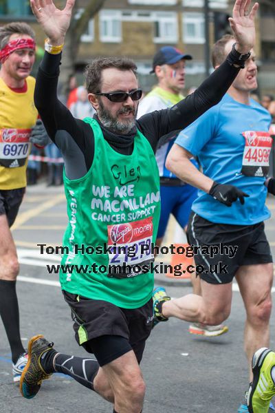 2016 London Marathon - Macmillan 9